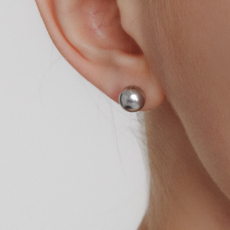 Pearl Studs