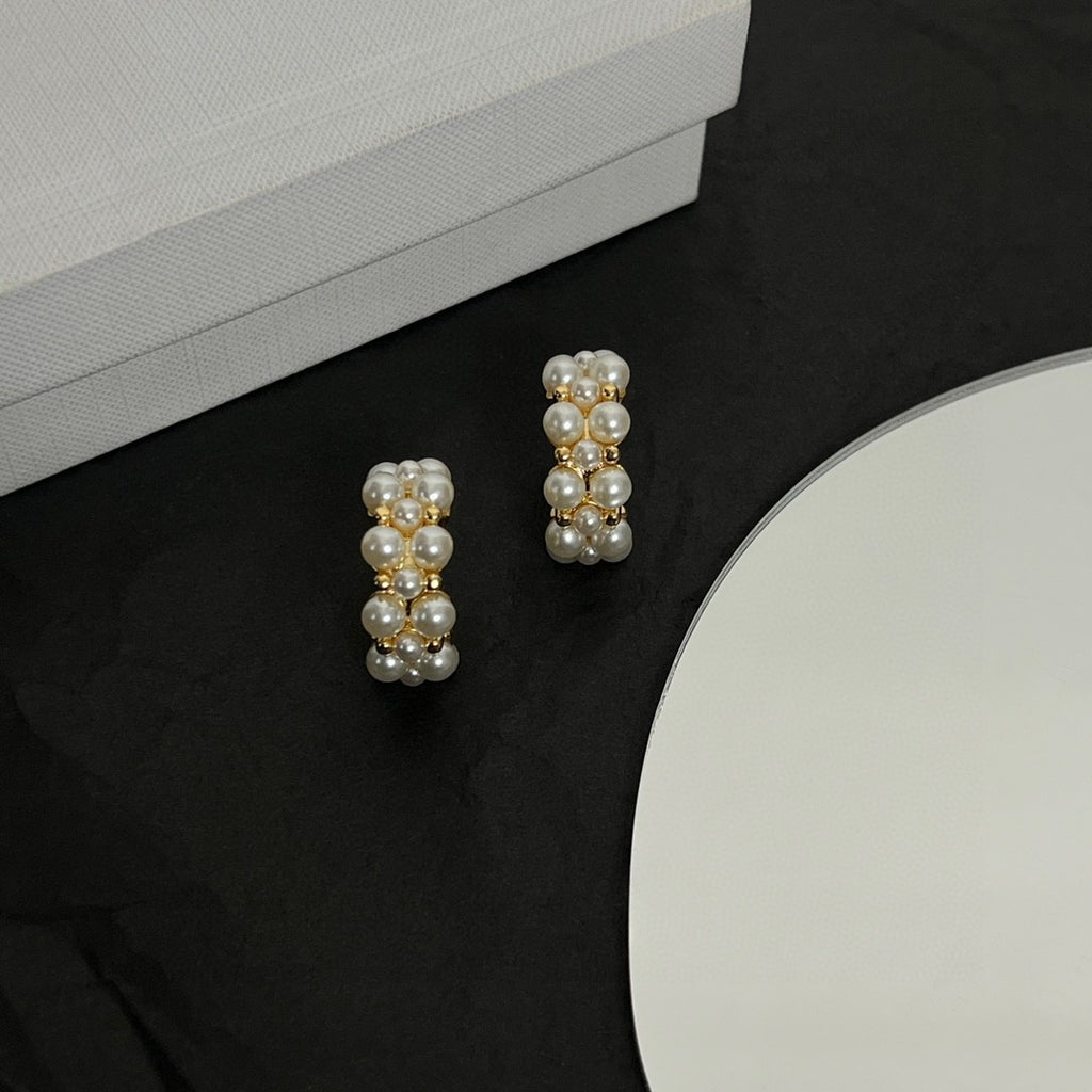 Celine Lumière Pearl Cluster Earrings