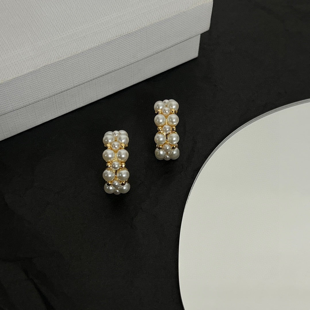Celine Lumière Pearl Cluster Earrings